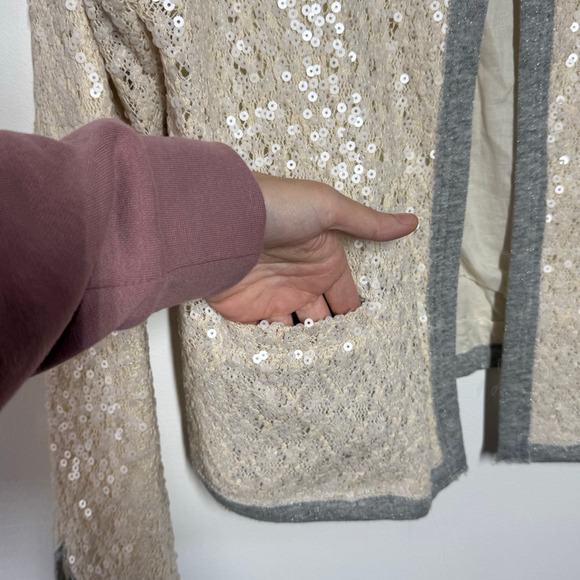 Soft Surroundings Cardigan Women XL NWOT Cream Sequin Gray Sparkle Holiday Top - Picture 8 of 9